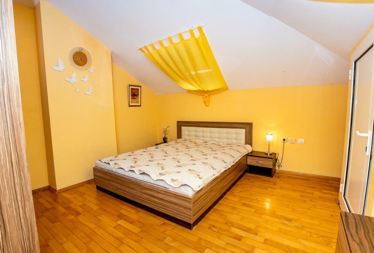 Spacious & Sunny Maisonette With Terrace Near Centre By Flаt Manаger Burgas City Exteriér fotografie
